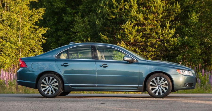  Volvo S80 2013 года  (фото 4 из 13)